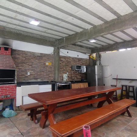 Casa 2 Quartos Em Cabo Frio Piscina E Area Gourmet Cantim Do Goiano Hospedagens Exteriör bild