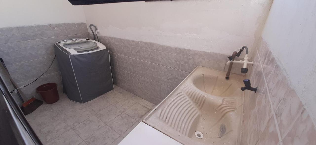 Casa 2 Quartos Em Cabo Frio Piscina E Area Gourmet Cantim Do Goiano Hospedagens Exteriör bild